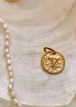 Sara Pendant 9-carat Gold - Letters Q To Z|Sézane Online